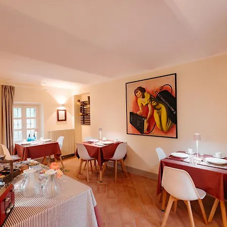 Cascina Fontanavi Bed & Breakfast 4*