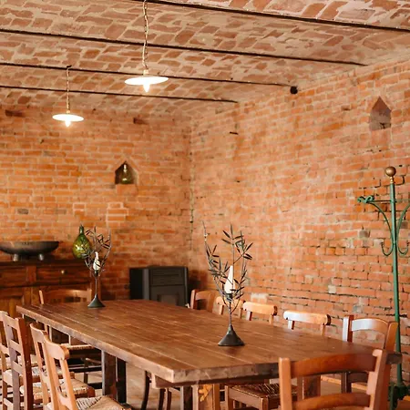 Cascina Fontanavi 4*