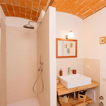 Cascina Fontanavi 4*