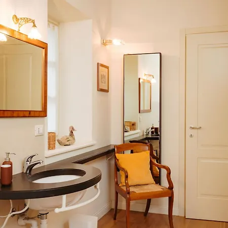 Cascina Fontanavi 4* Costigliole d'Asti