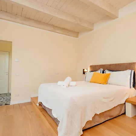 Cascina Fontanavi Bed & Breakfast 4*