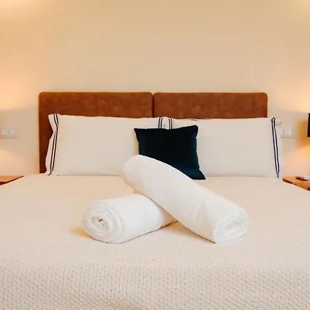 Cascina Fontanavi Bed & Breakfast