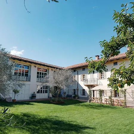 Cascina Fontanavi 4*