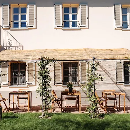 Cascina Fontanavi Bed & Breakfast