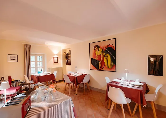 Cascina Fontanavi Bed & Breakfast 4*