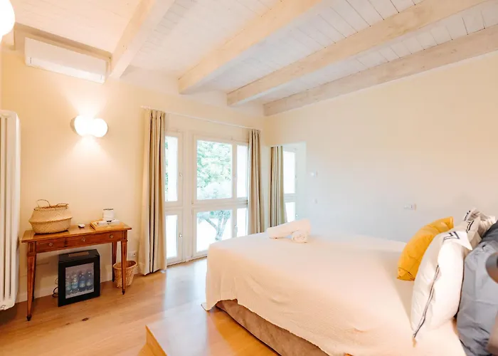 Cascina Fontanavi Bed & Breakfast