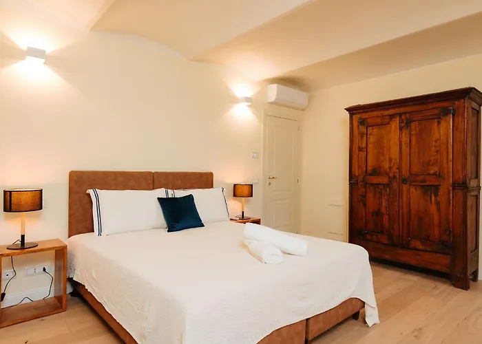 Bed & Breakfast Cascina Fontanavi 4*