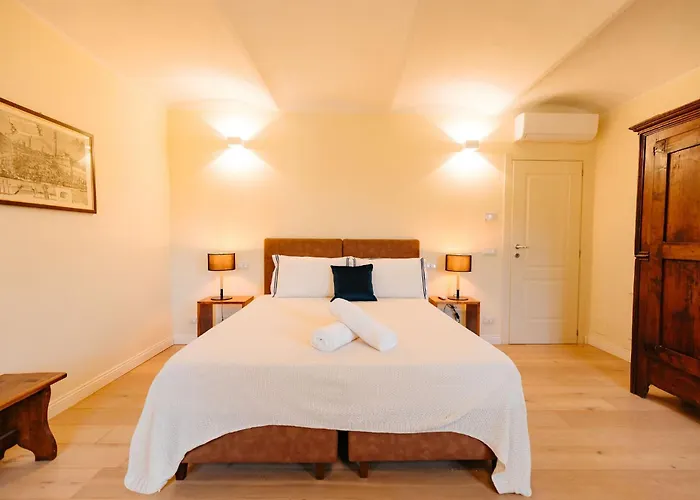 Cascina Fontanavi Bed & Breakfast 4*